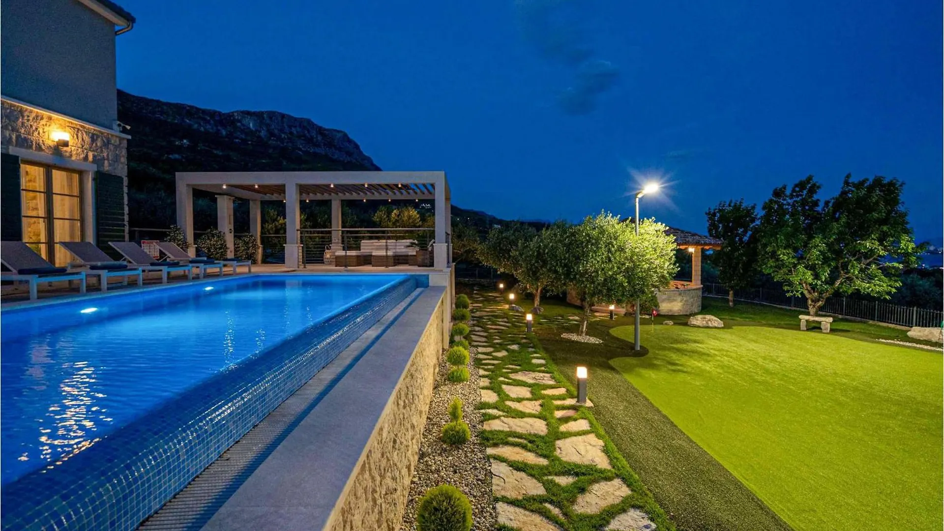 Villa Iva Kastel Luksic Kaštela 0*,  Kroatien